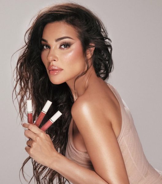 Nadine Nassib Njeim during an advertisement for her cosmetic brand