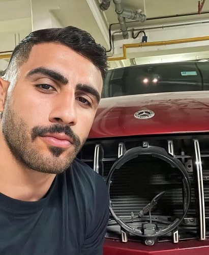 Khalid Alherani with his car