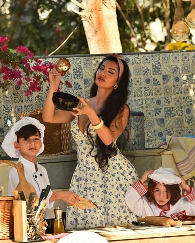 Lamitta Frangieh with her children