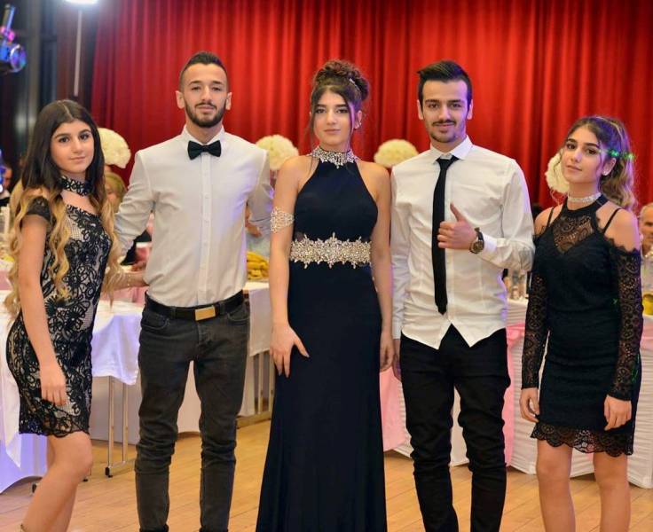 Narin’s Beauty with her siblings