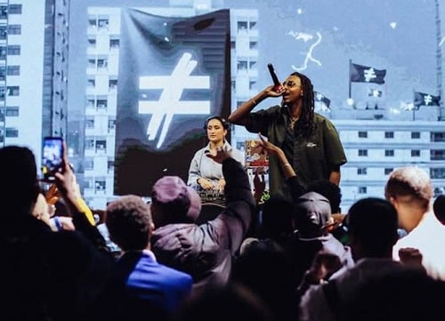 Freek performing at an event