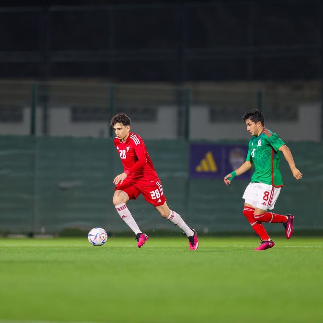 Hazim Abbas playing for the United Arab Emirates national football team