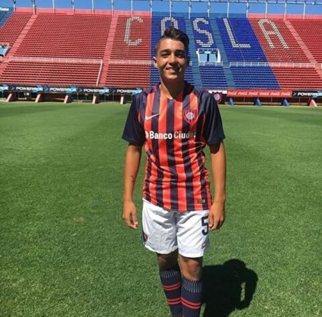 Matías Palacios wearing jersey number 5, representing Club Atlético San Lorenzo de Almagro