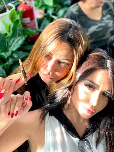 Sarah Ahmed Salama with her sister